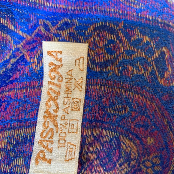 Pashmina - Picture 3 of 4